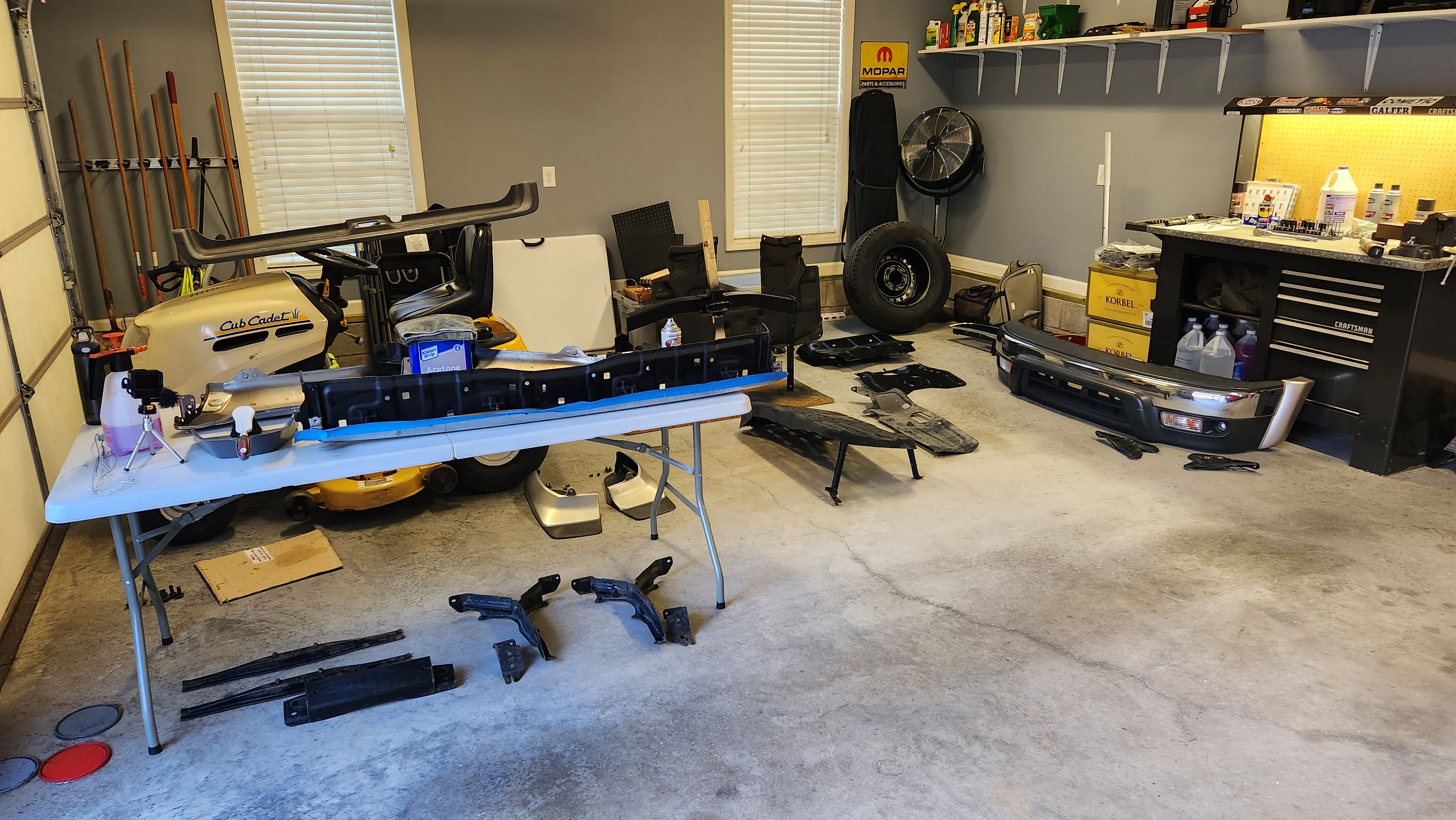 chassis_parts.jpg