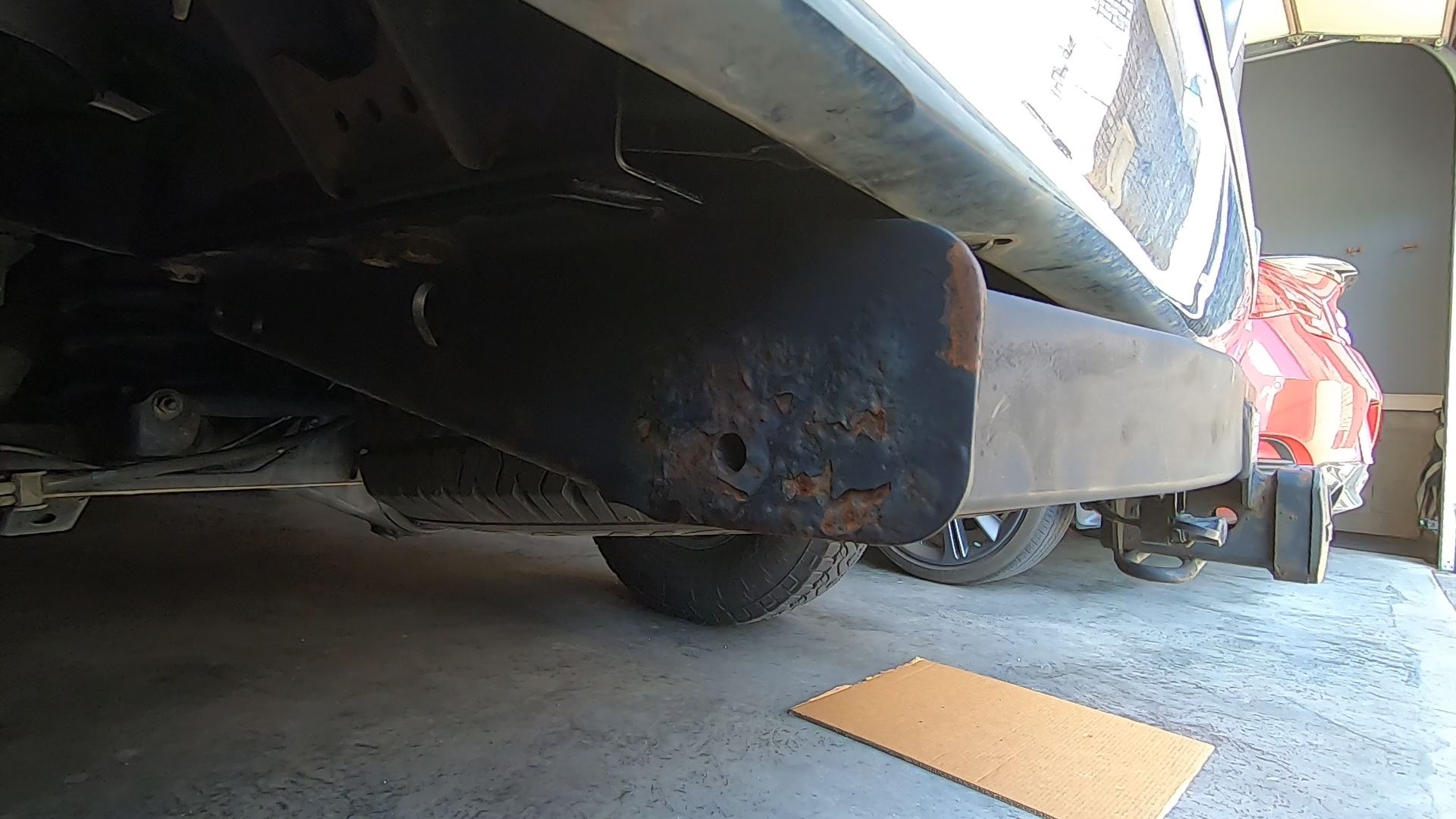 rusted_hitch.jpg